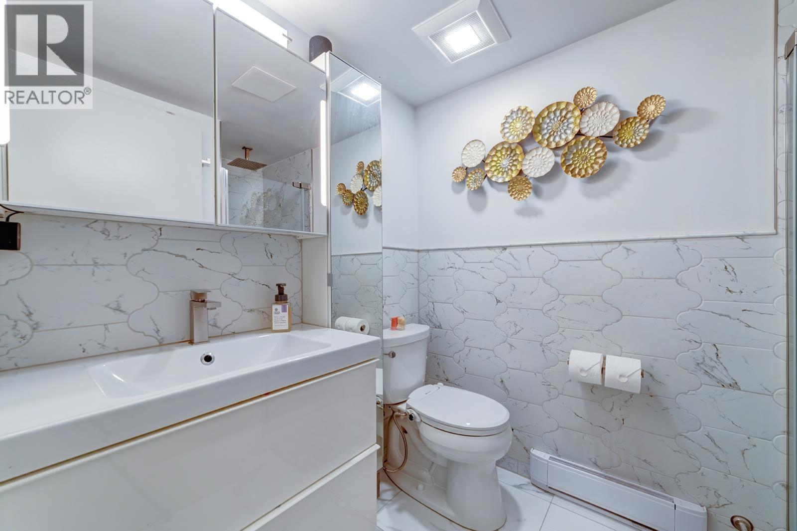 704 2468 E Broadway, Vancouver, British Columbia  V5M 4V1 - Photo 23 - R3129510