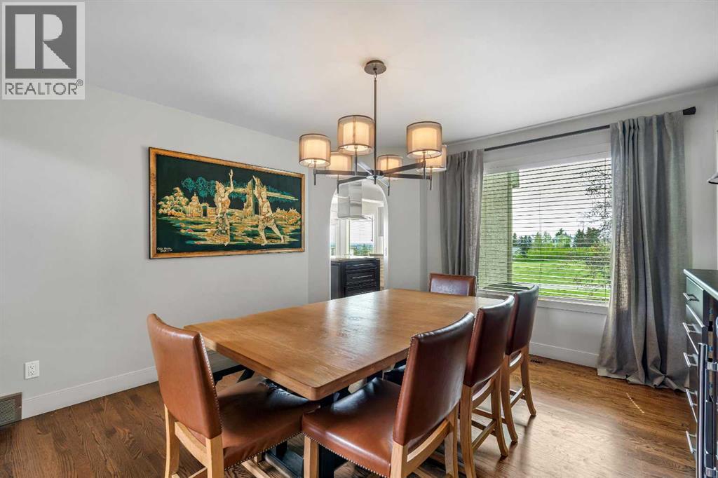 19 Coach Gate Way Sw, Calgary, Alberta  T3H 1L7 - Photo 13 - A2314385