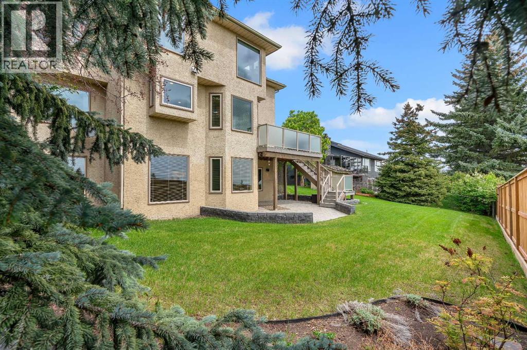 19 Coach Gate Way Sw, Calgary, Alberta  T3H 1L7 - Photo 41 - A2314385