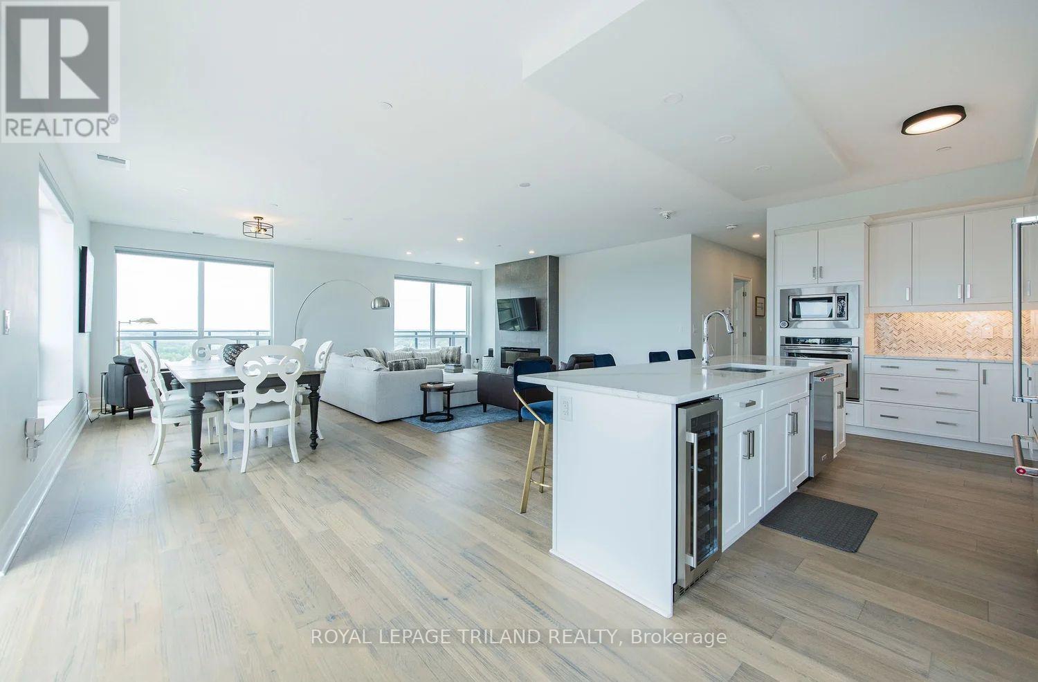 1403 - 260 Village Walk Boulevard, London North, Ontario  N5X 0A6 - Photo 12 - X13211794