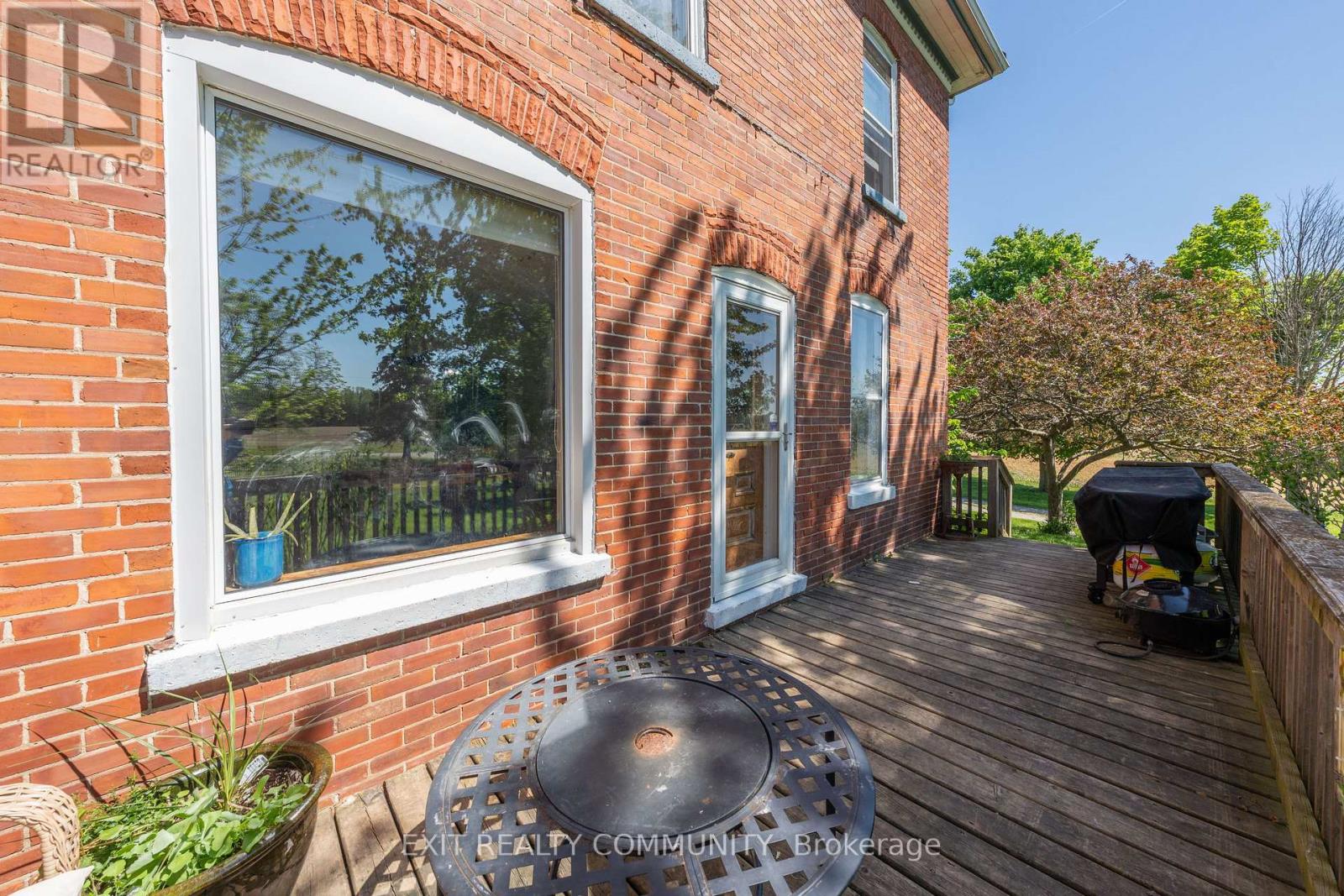 7053 Aughrim Line, Dawn-Euphemia, Ontario N0P 1C0 - Photo 5 - X13211810