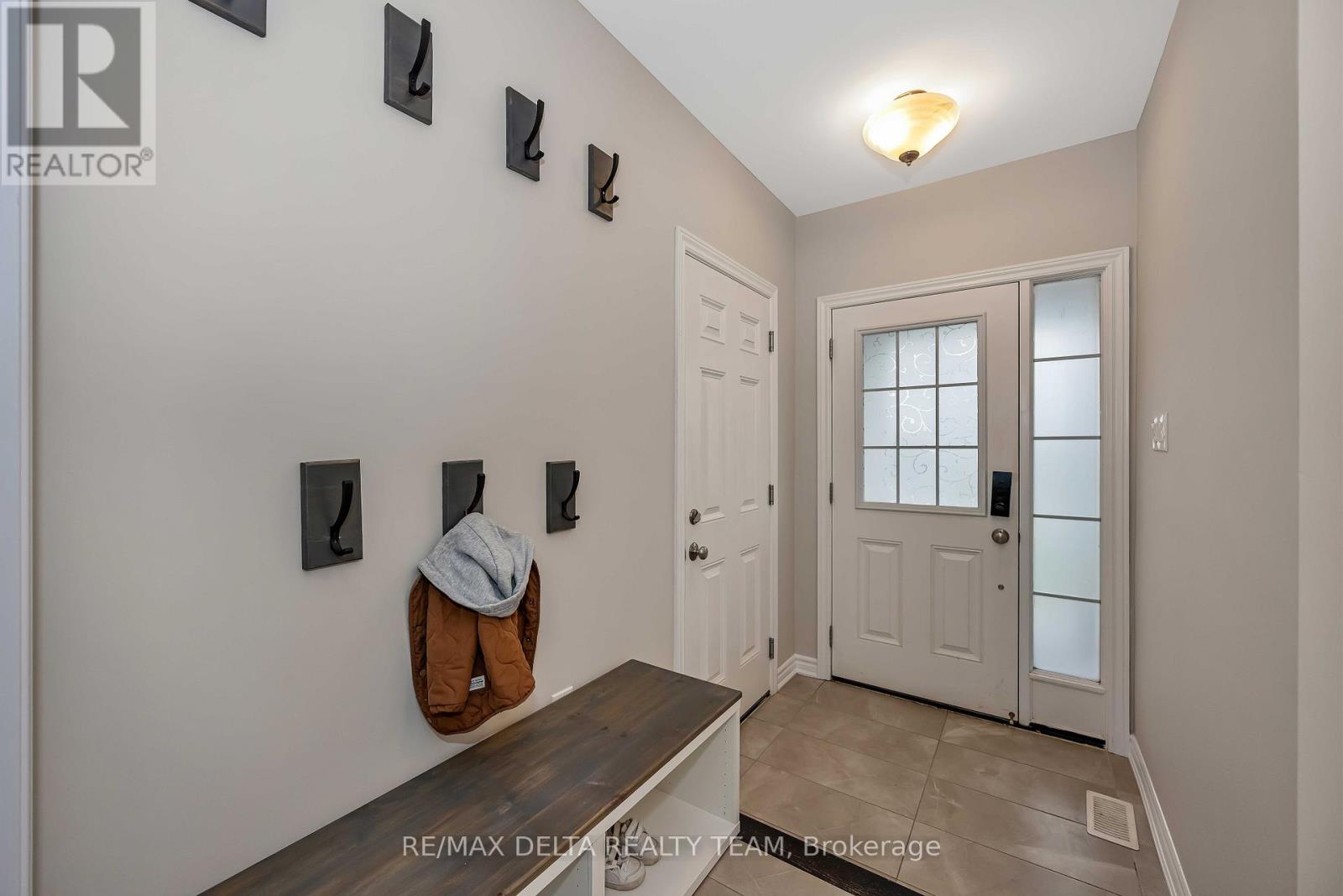 266 Brassy Minnow Crescent, Ottawa, Ontario K2J 6J9 - Photo 3 - X13211788