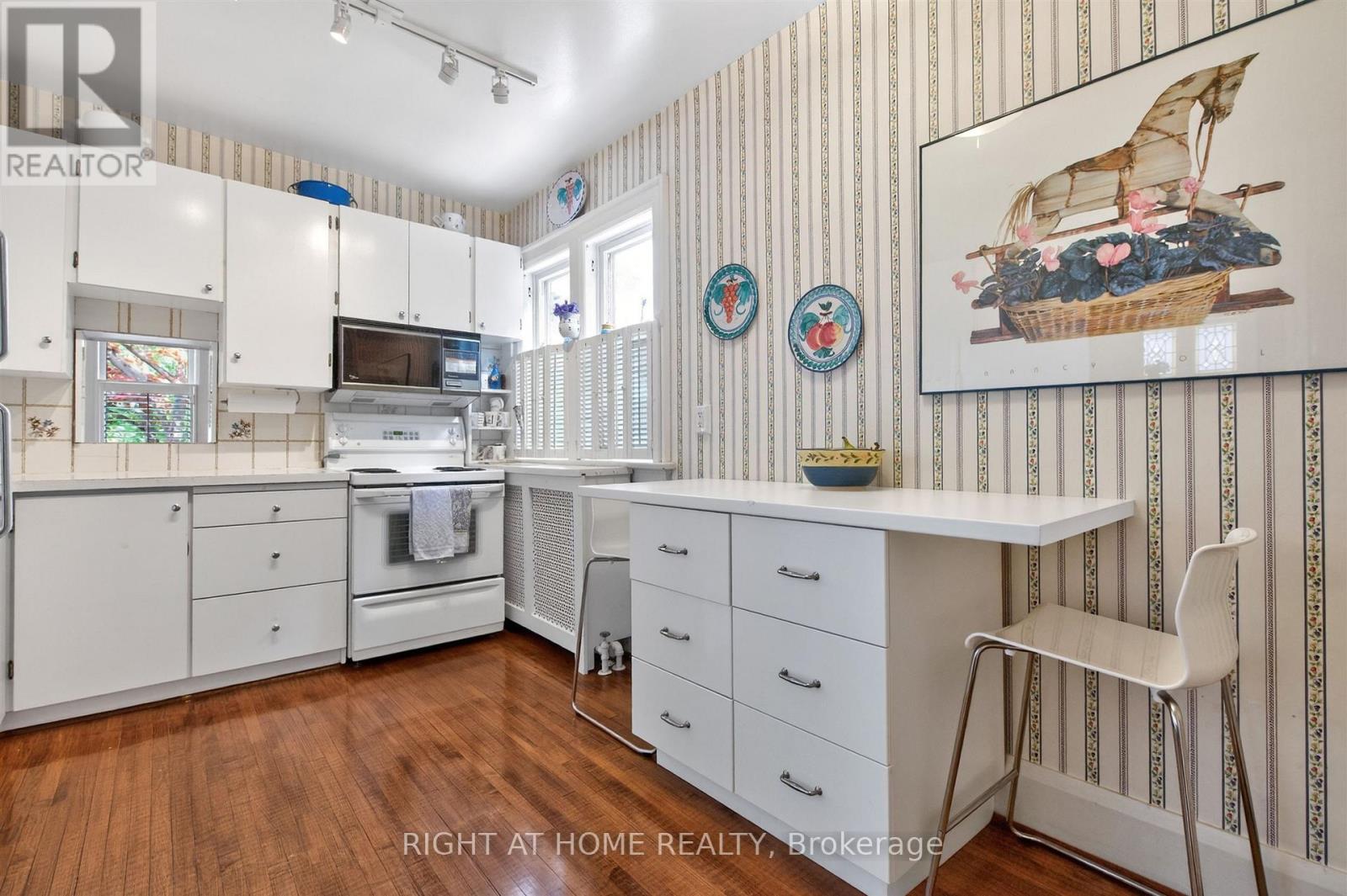 37 Heather Street, Toronto, Ontario  M4R 1Y4 - Photo 13 - C13211756