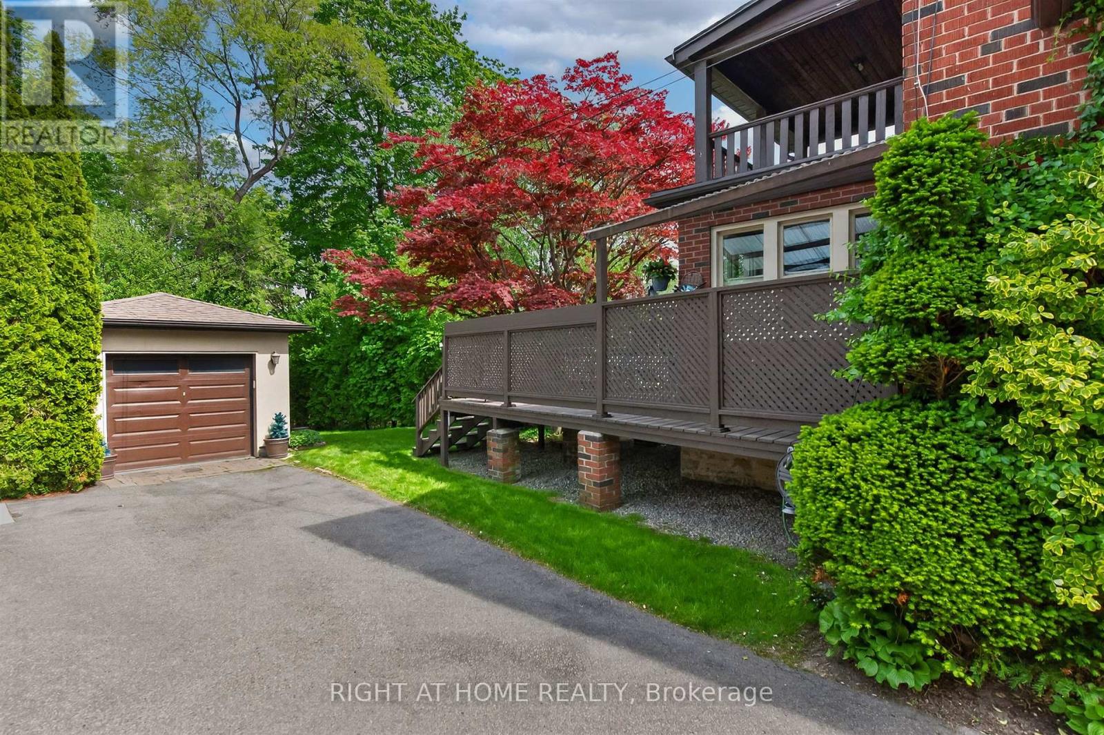 37 Heather Street, Toronto, Ontario  M4R 1Y4 - Photo 3 - C13211756