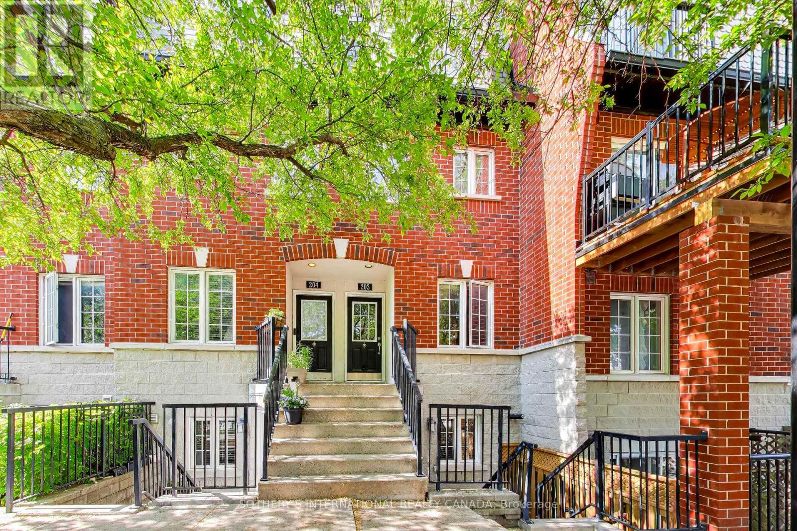 103 - 262 St Helens Avenue, Toronto, Ontario  M6H 4A4 - Photo 1 - C13211764