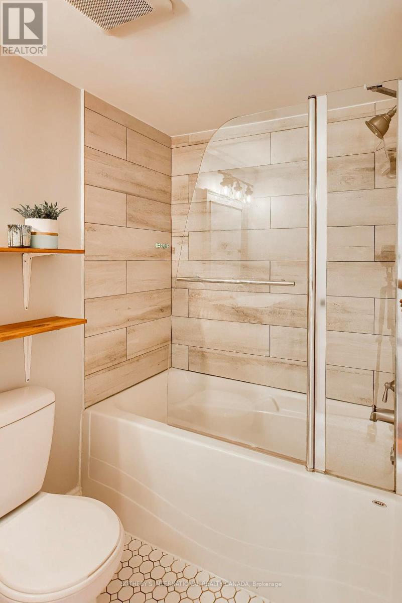 103 - 262 St Helens Avenue, Toronto, Ontario  M6H 4A4 - Photo 18 - C13211764