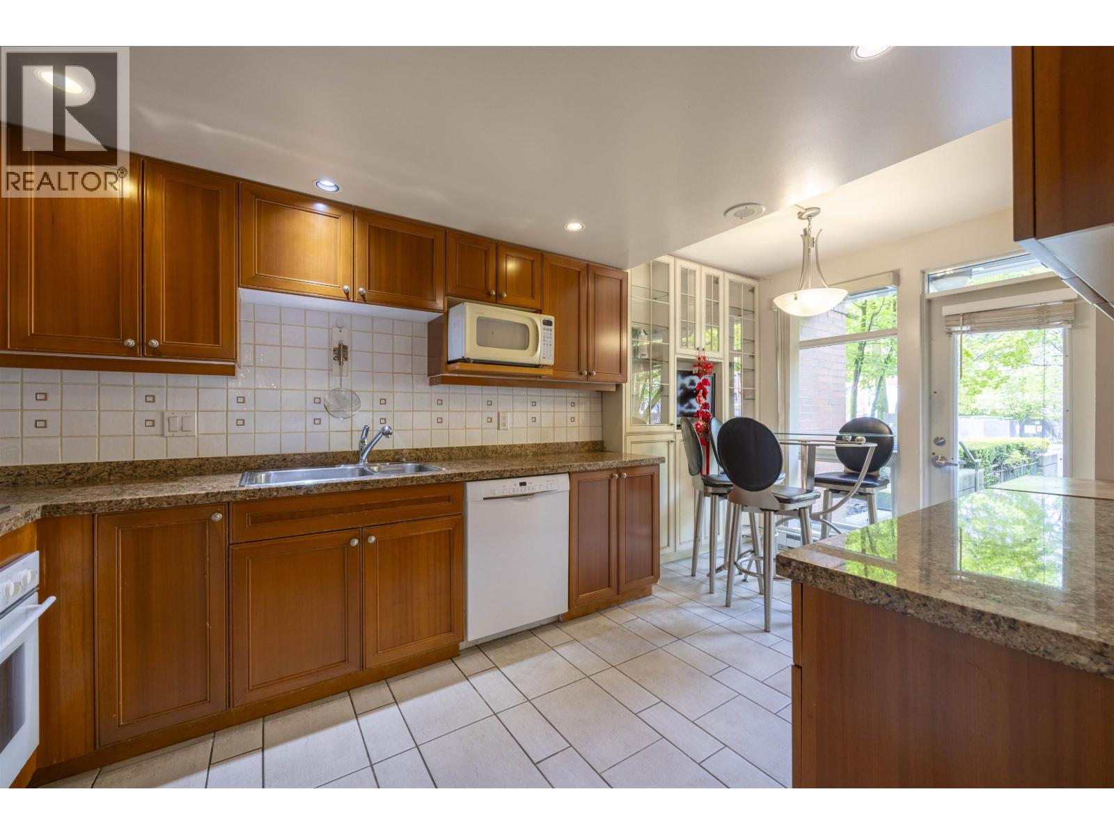 205 638 W 45th Avenue, Vancouver, British Columbia  V5Z 4R8 - Photo 10 - R3129553