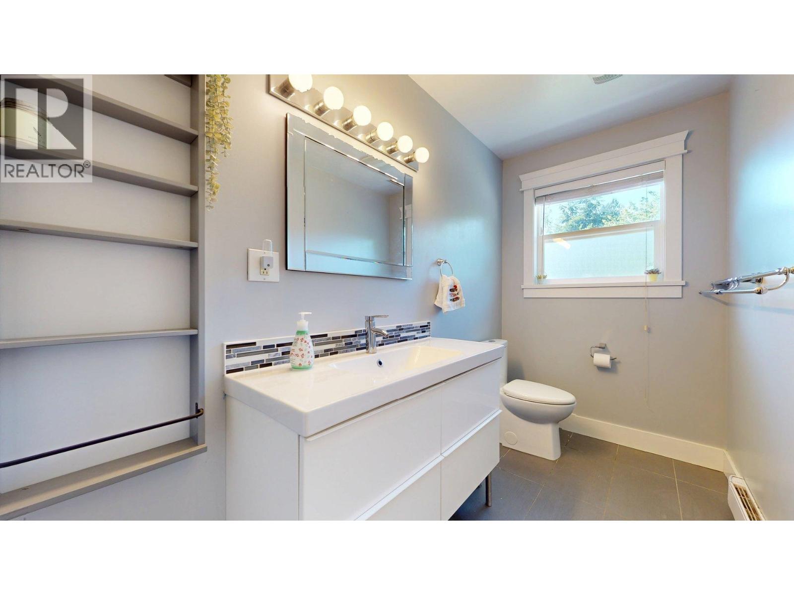 1254 Depot Road, Squamish, British Columbia  V0N 1H0 - Photo 13 - R3129544