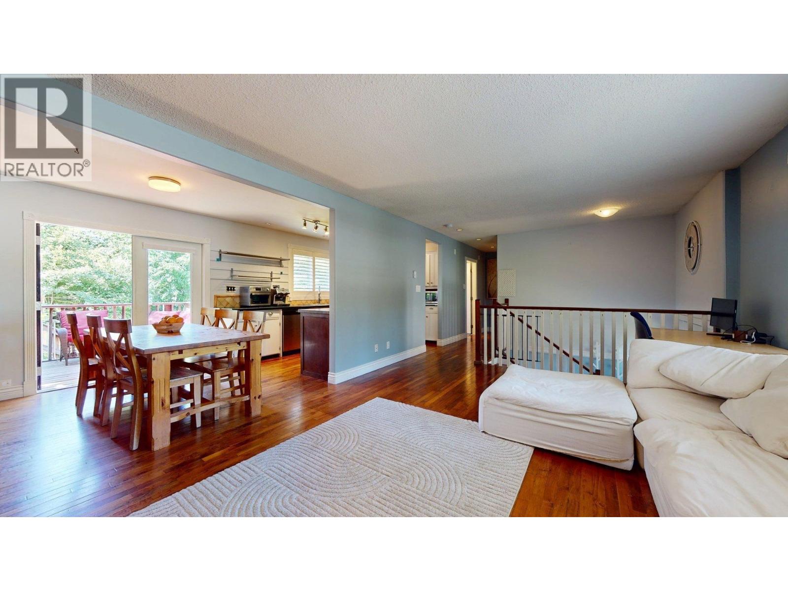 1254 Depot Road, Squamish, British Columbia  V0N 1H0 - Photo 6 - R3129544