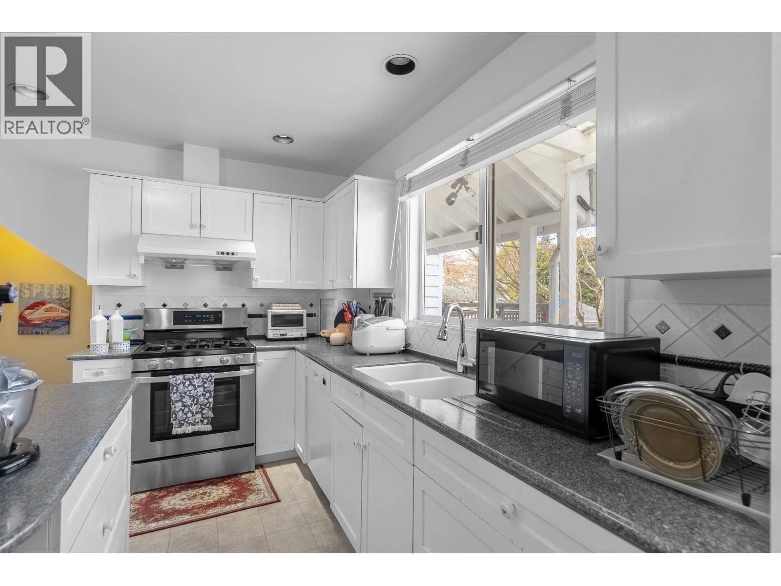 4405 W 9th Avenue, Vancouver, British Columbia  V6R 2C9 - Photo 7 - R3129554