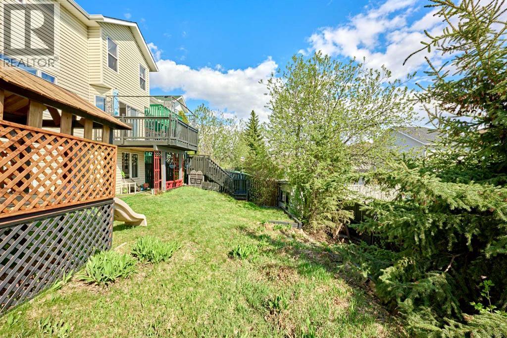 132 Somercrest Close Sw, Calgary, Alberta  T2Y 3H8 - Photo 3 - A2310237