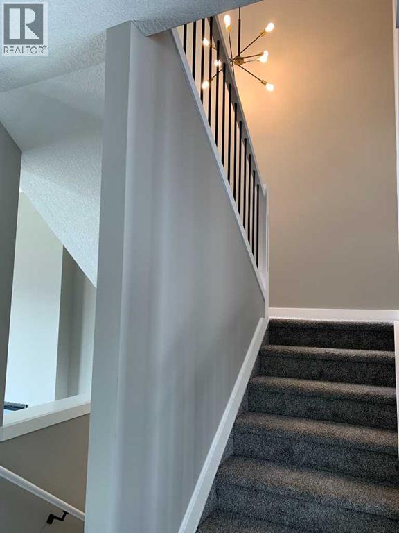 156 Crimson Ridge Place Nw, Calgary, Alberta  T3L 0K4 - Photo 11 - A2313701