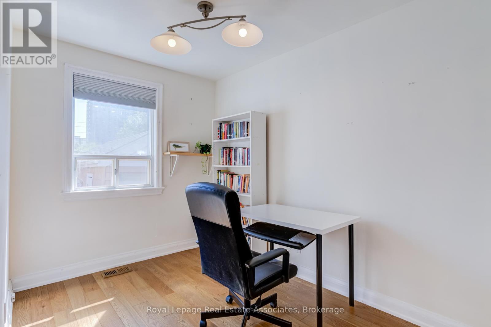 43 Heale Avenue, Toronto, Ontario  M1N 3X6 - Photo 9 - E13211754