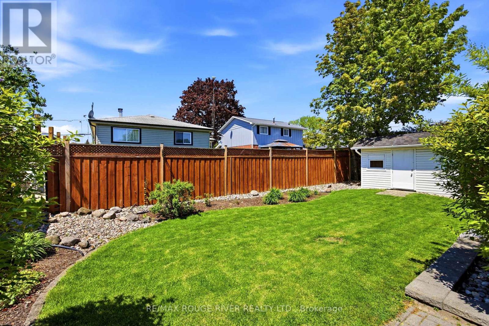 796 Batory Avenue, Pickering, Ontario  L1W 2W3 - Photo 32 - E13211808