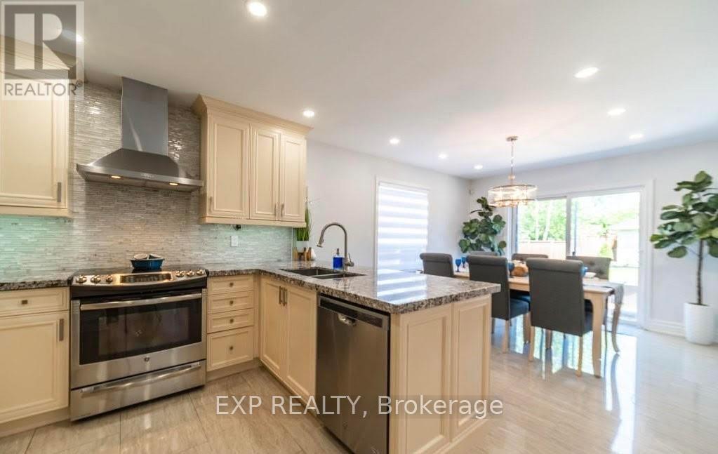 2293 Warrington Way, Innisfil, Ontario  L9S 2C6 - Photo 6 - N13211776