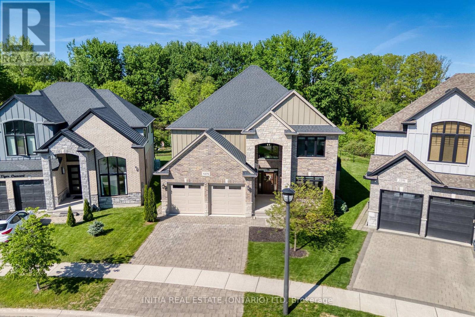 1375 DYER CRESCENT, London North, Ontario