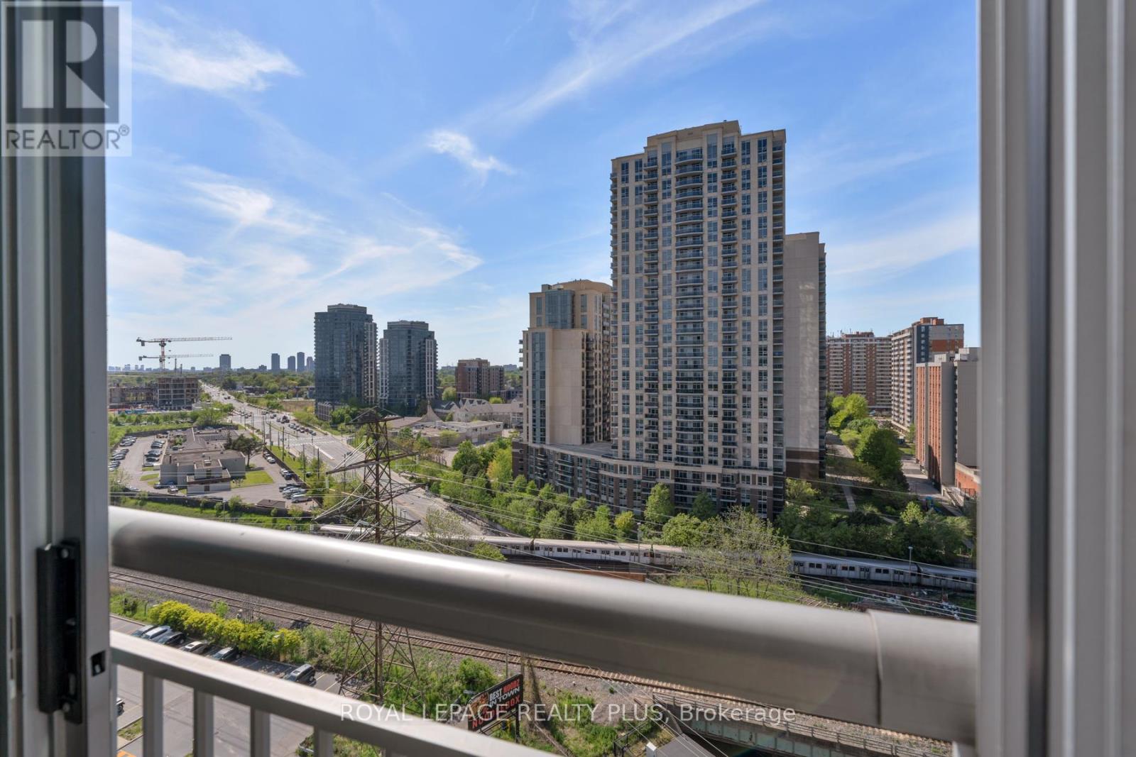 1016 - 2 Fieldway Road, Toronto, Ontario  M8Z 0B9 - Photo 16 - W13211804