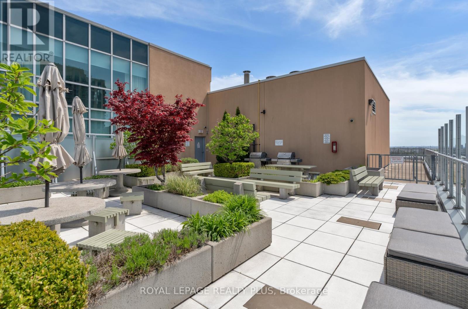 1016 - 2 Fieldway Road, Toronto, Ontario  M8Z 0B9 - Photo 32 - W13211804