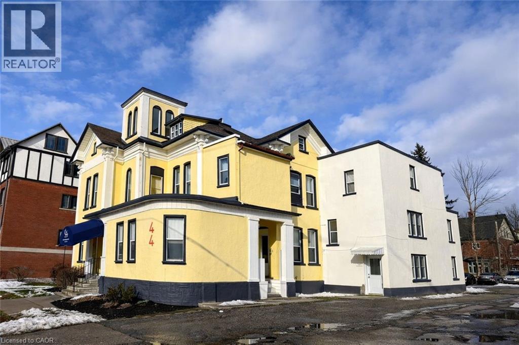 44 Weber Street W, Kitchener, Ontario  N2H 3Z2 - Photo 3 - 40801497