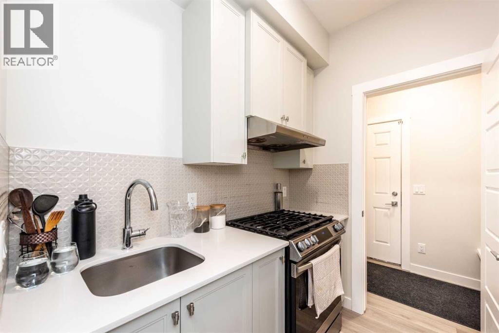 137 Edith Villas Nw, Calgary, Alberta  T3R 1Y8 - Photo 18 - A2305463