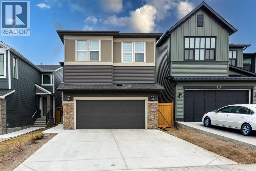 137 Edith Villas Nw, Calgary, Alberta  T3R 1Y8 - Photo 2 - A2305463