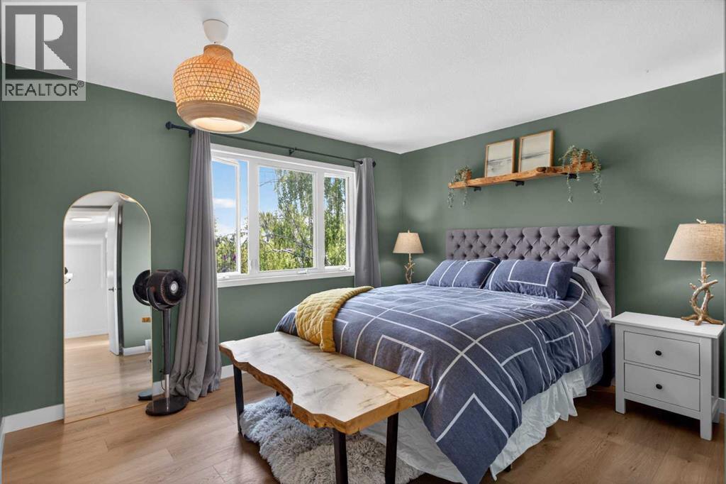 48 Shawcliffe Close, Calgary, Alberta  T2Y 1H5 - Photo 24 - A2315812
