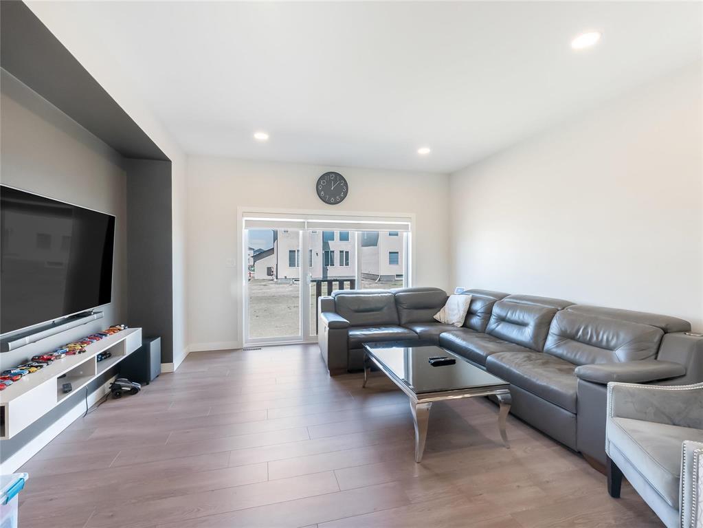 81 Aspen Cove, West St Paul, Manitoba  R4A 4A9 - Photo 9 - 202611212