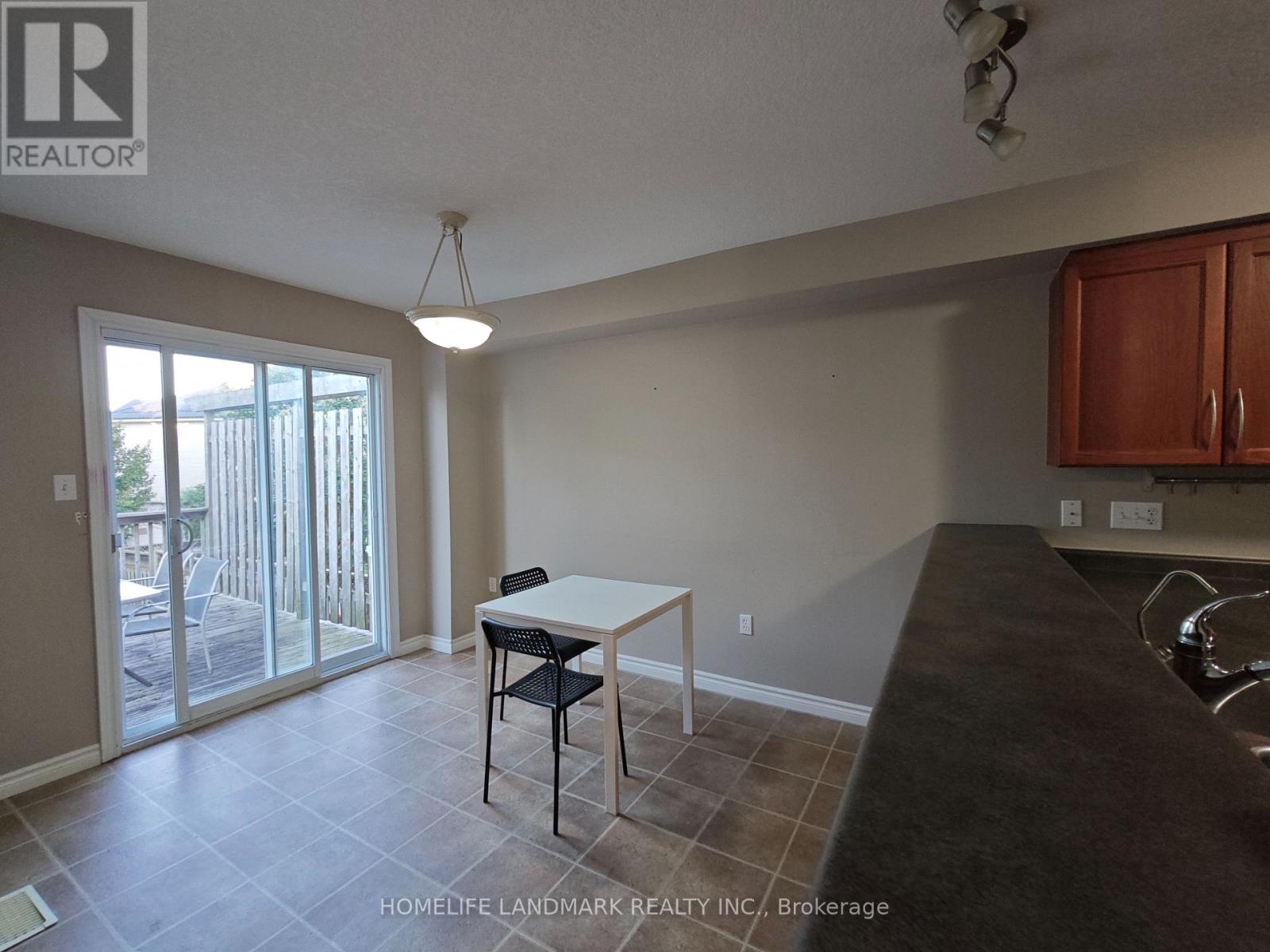 370 Sauve Crescent, Waterloo, Ontario  N2T 2Y9 - Photo 7 - X13211768