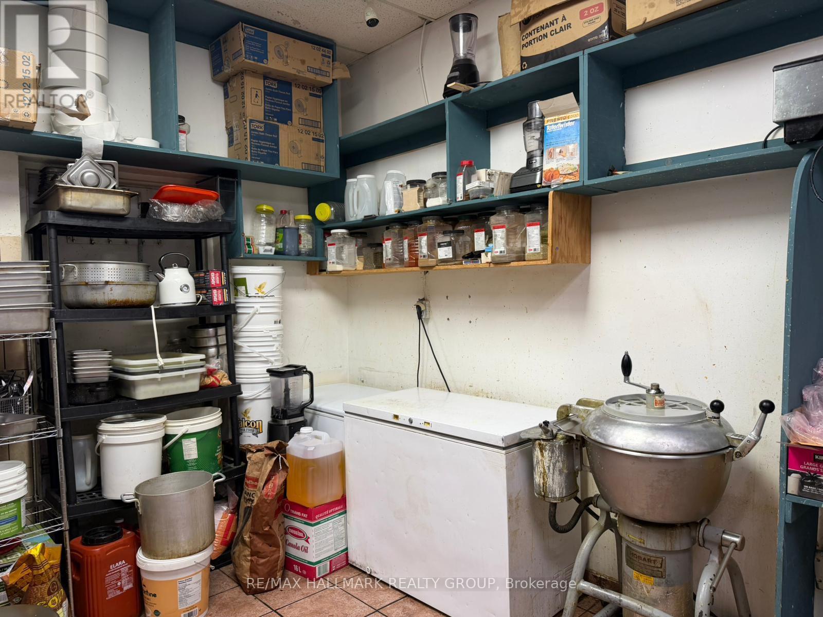 2200 Montreal Road, Ottawa, Ontario K1J 6M5 - Photo 6 - X13211854