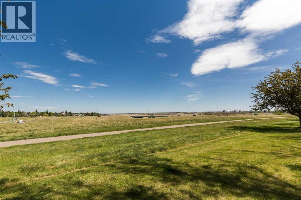 14, 115 Lafayette Boulevard W, Lethbridge, Alberta  T1K 4B9 - Photo 2 - A2315398