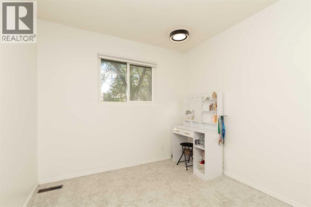 14, 115 Lafayette Boulevard W, Lethbridge, Alberta  T1K 4B9 - Photo 13 - A2315398