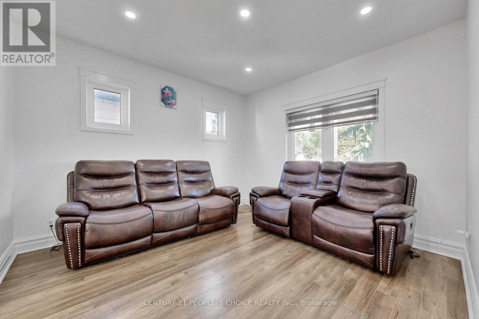 419 Adelaide Avenue W, Oshawa, Ontario  L1J 2R9 - Photo 6 - E13211858