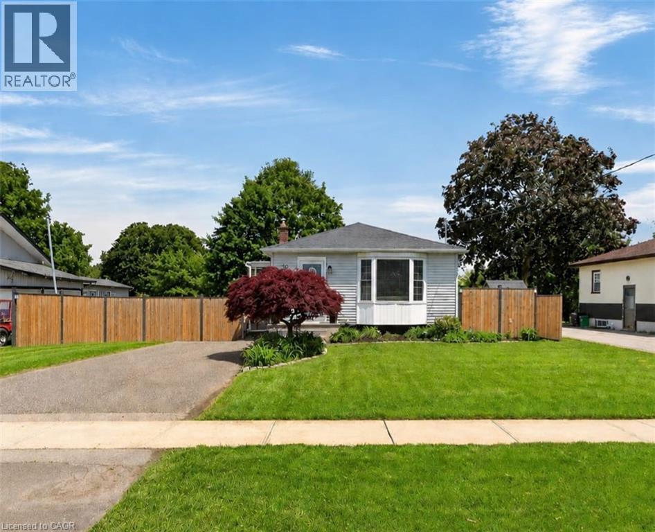 10 Frederick Street, St. Catharines, Ontario  L2S 2S2 - Photo 2 - 40834253