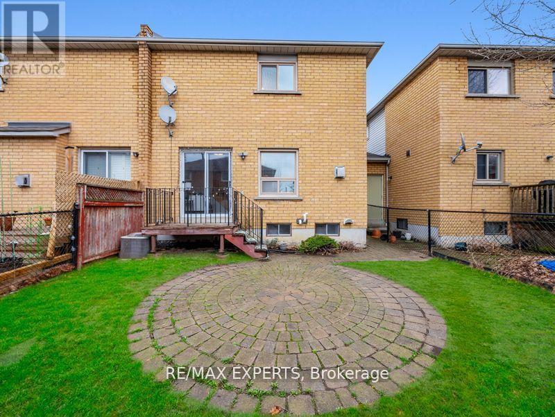 97 Pinedale Gate, Vaughan, Ontario  L4L 8X3 - Photo 30 - N13211868
