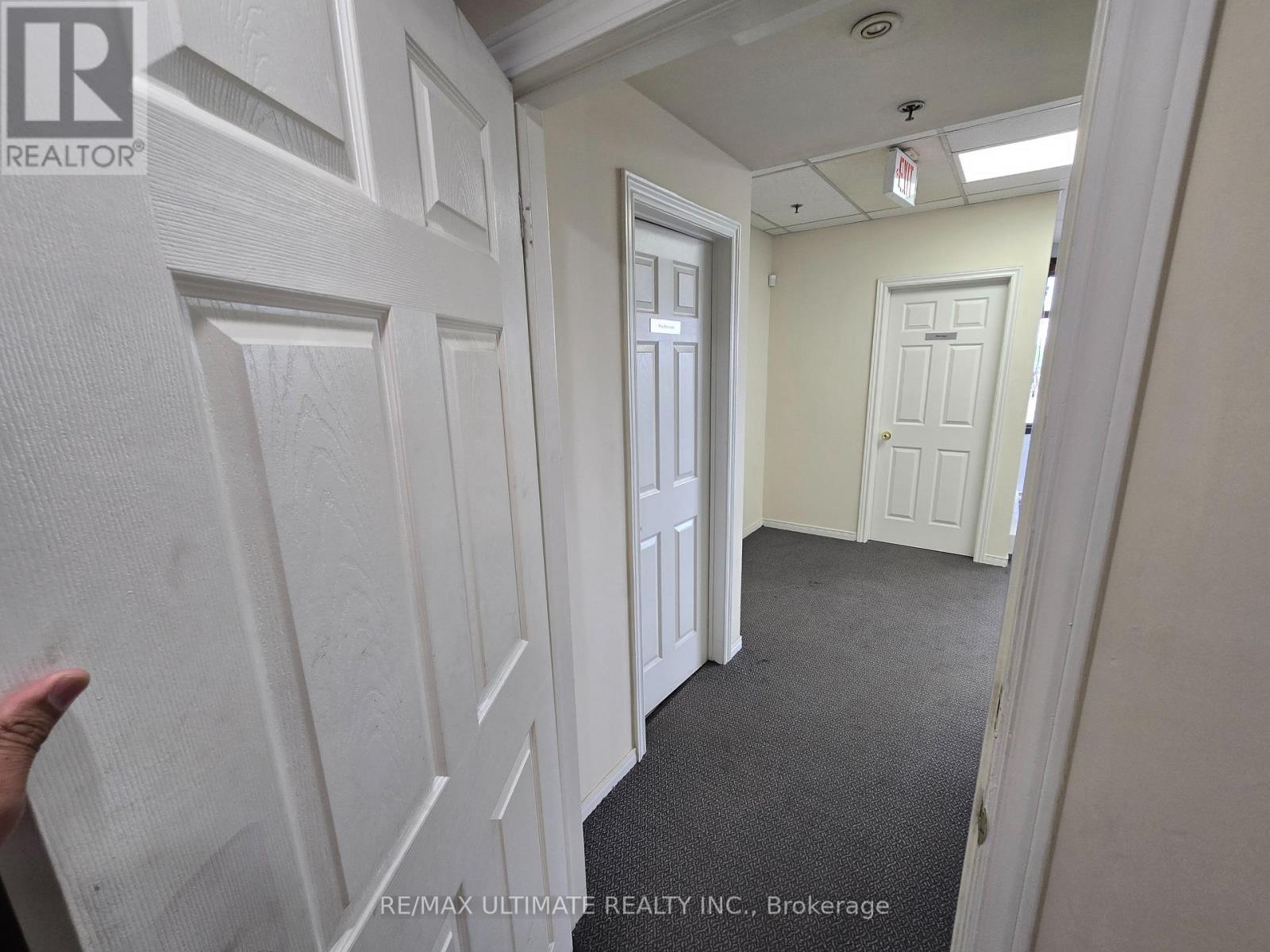 A - 386 Deerhurst Drive, Brampton, Ontario  L6T 5H9 - Photo 8 - W13211834