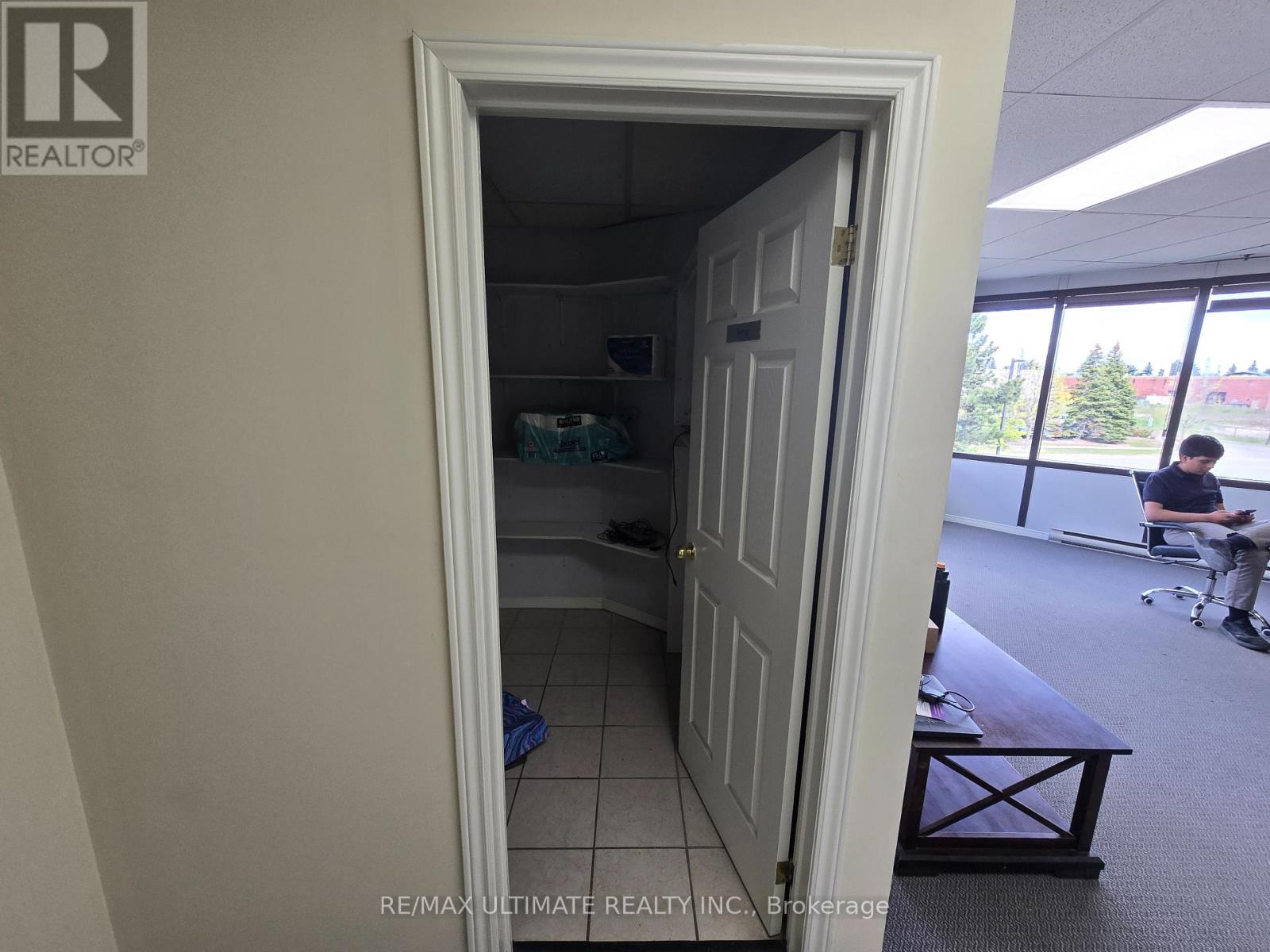 A - 386 Deerhurst Drive, Brampton, Ontario  L6T 5H9 - Photo 9 - W13211834