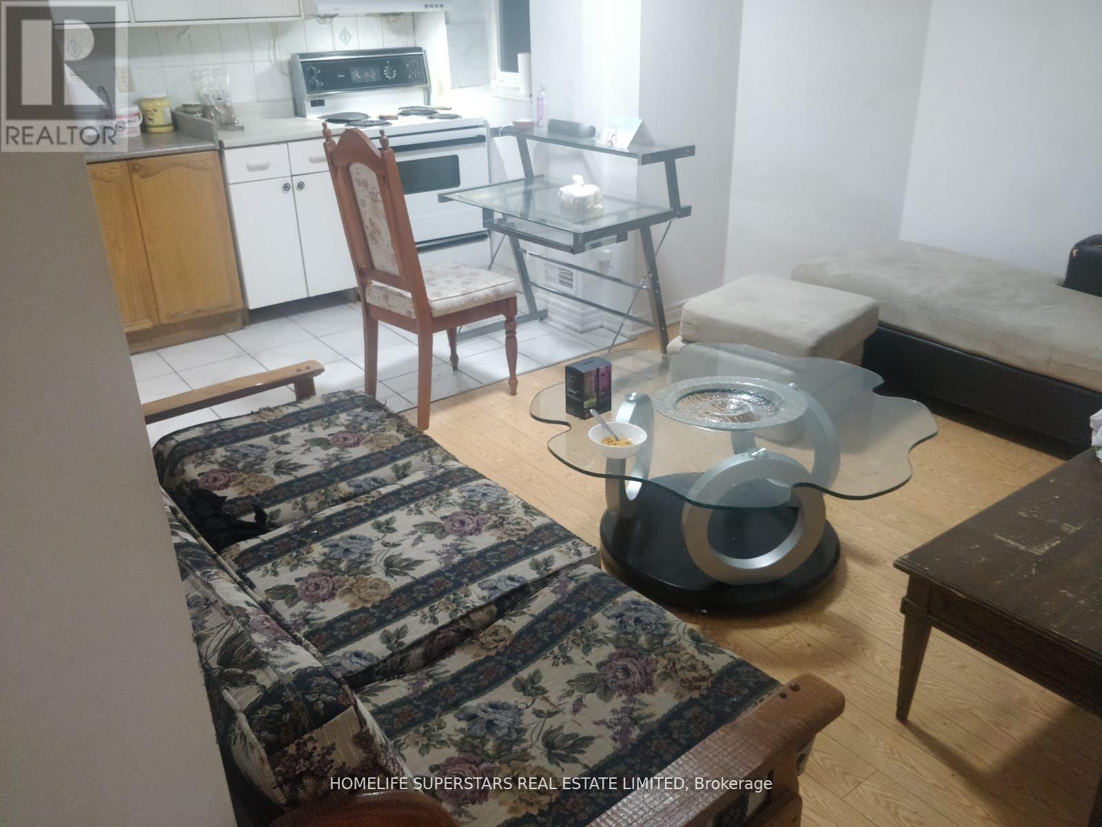 Basement - 41 Thorndale Road, Brampton, Ontario  L6P 1G9 - Photo 3 - W13211860