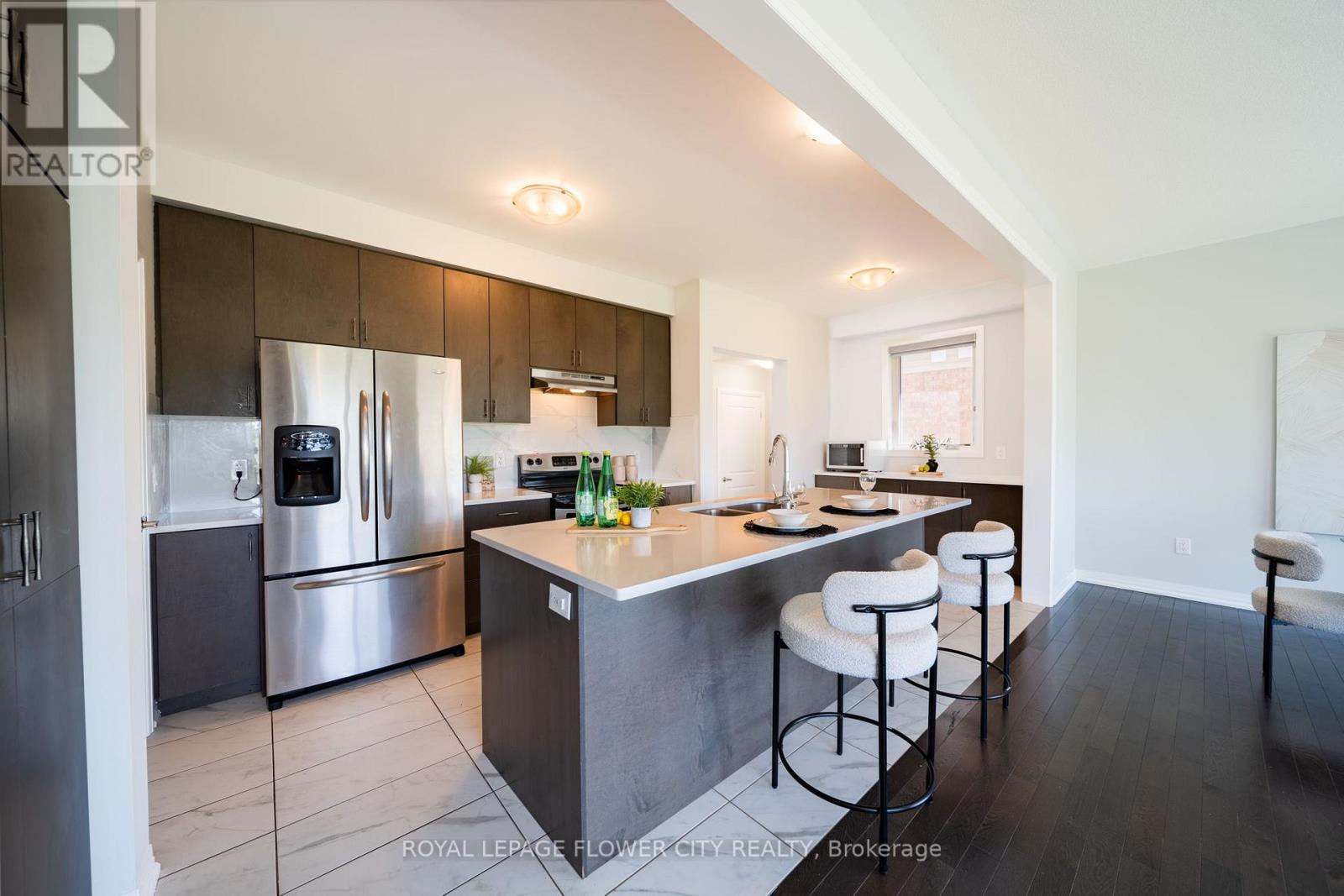 113 Leslie Davis Street, North Dumfries, Ontario  N0B 1E0 - Photo 14 - X13211862