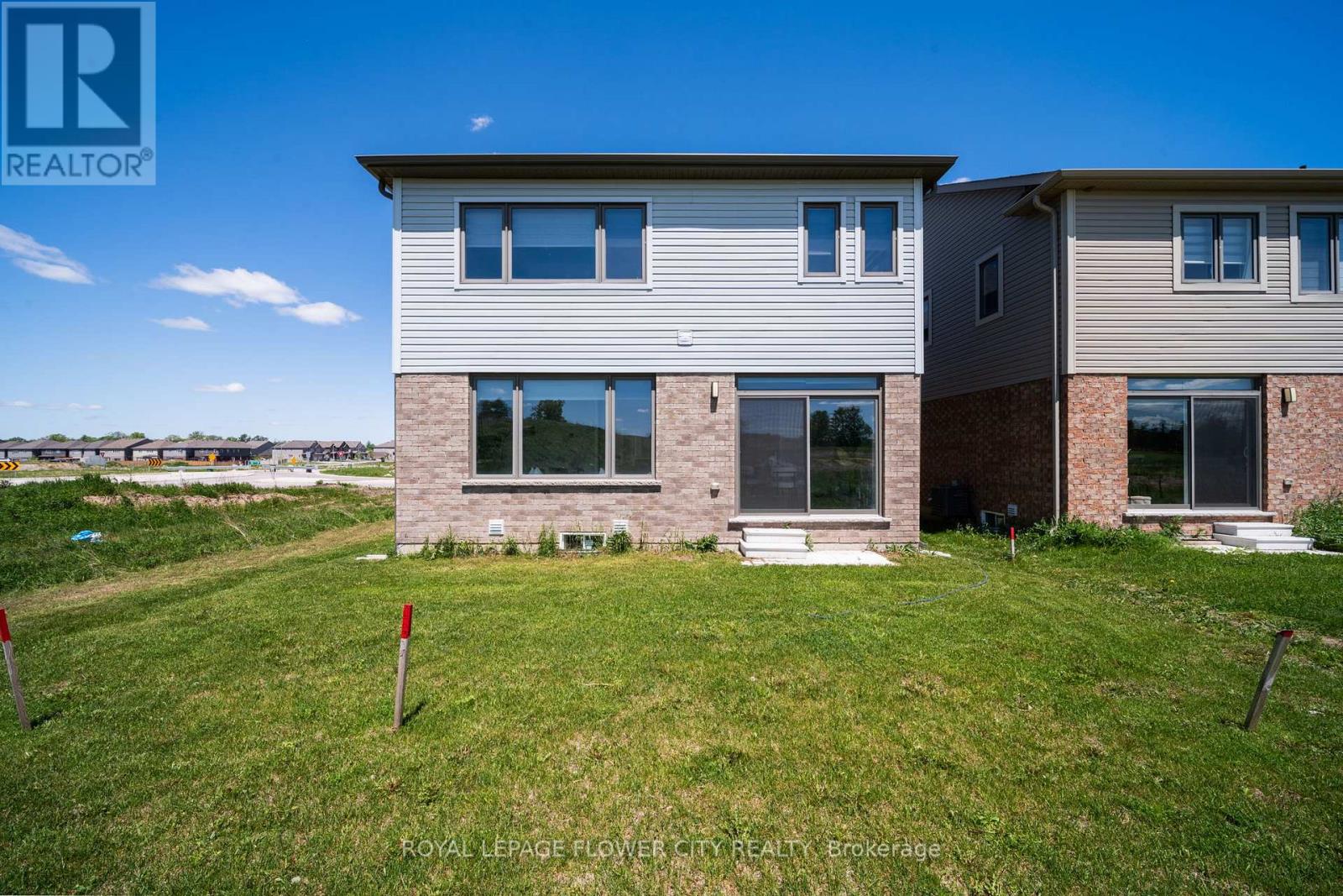 113 Leslie Davis Street, North Dumfries, Ontario  N0B 1E0 - Photo 46 - X13211862