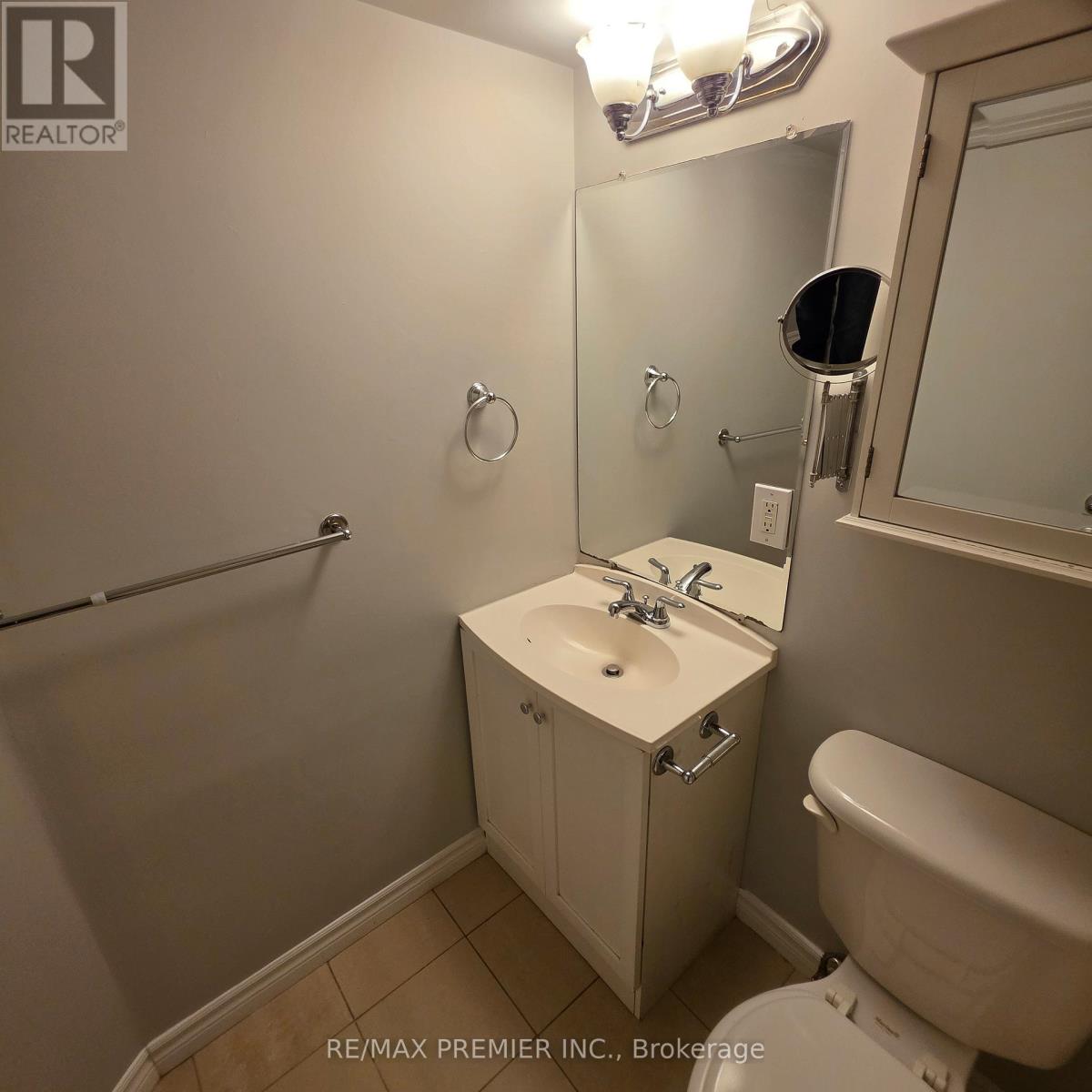 1487 King Street, Toronto, Ontario  M6K 1J4 - Photo 12 - W13211822