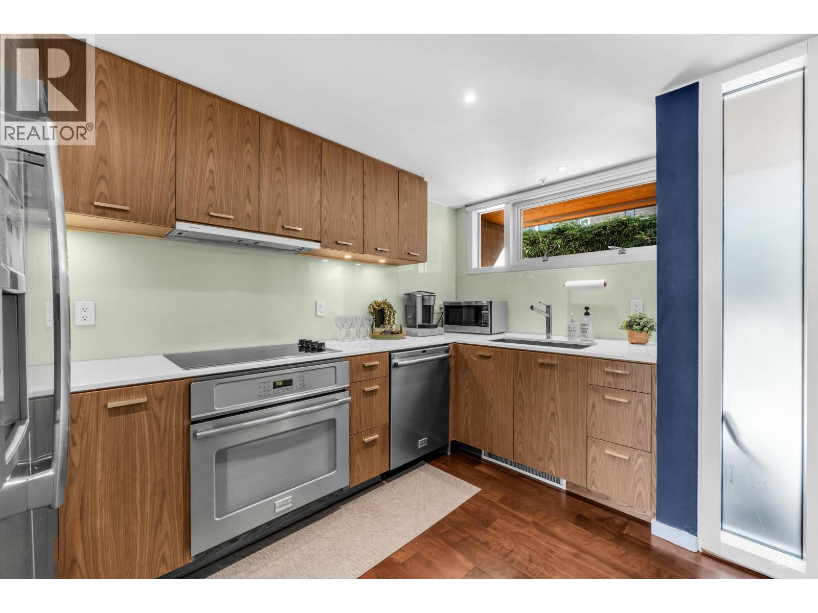 2 850 W 8th Avenue, Vancouver, British Columbia  V5Z 1E2 - Photo 4 - R3125359