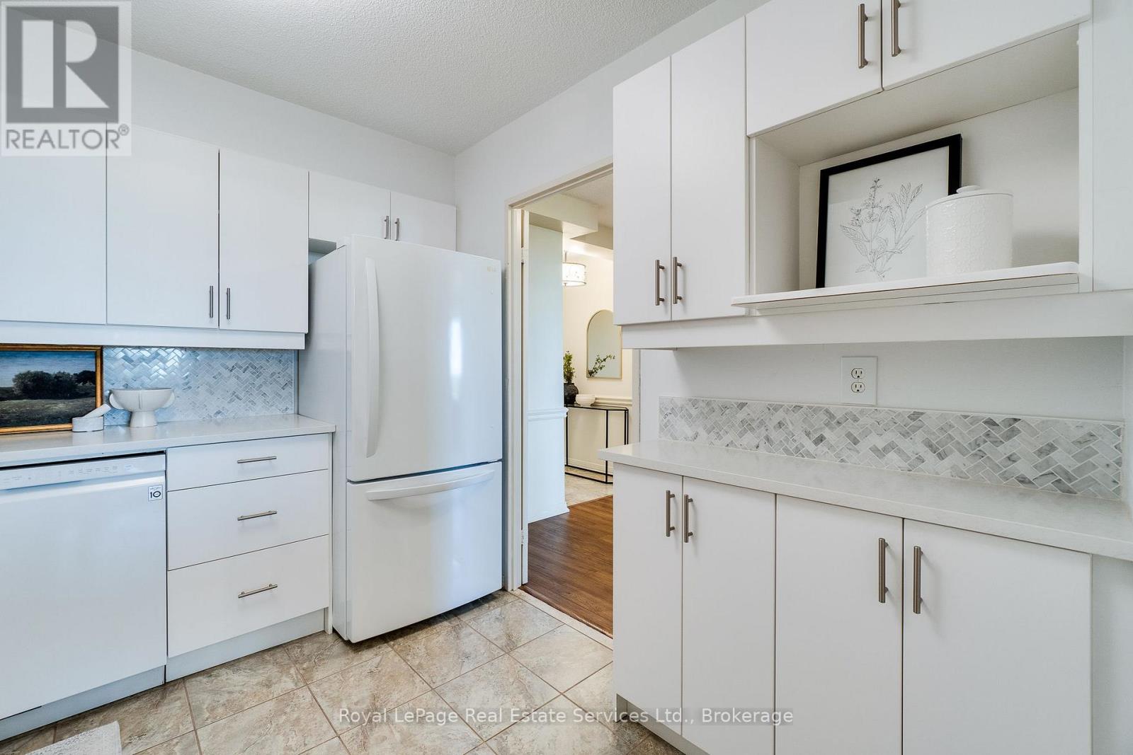 1810 - 1359 White Oaks Boulevard, Oakville, Ontario  L6H 2R8 - Photo 14 - W13211910