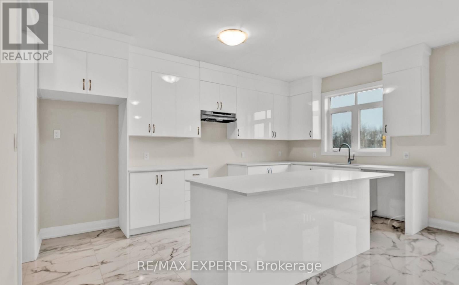 134 Jonkman Boulevard, Bradford West Gwillimbury, Ontario  L3Z 4J8 - Photo 16 - N13130992