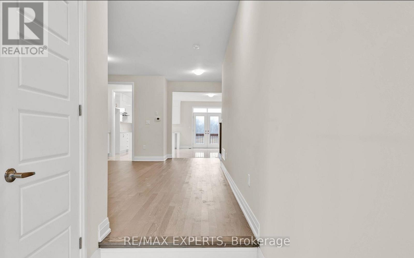 134 Jonkman Boulevard, Bradford West Gwillimbury, Ontario  L3Z 4J8 - Photo 6 - N13130992