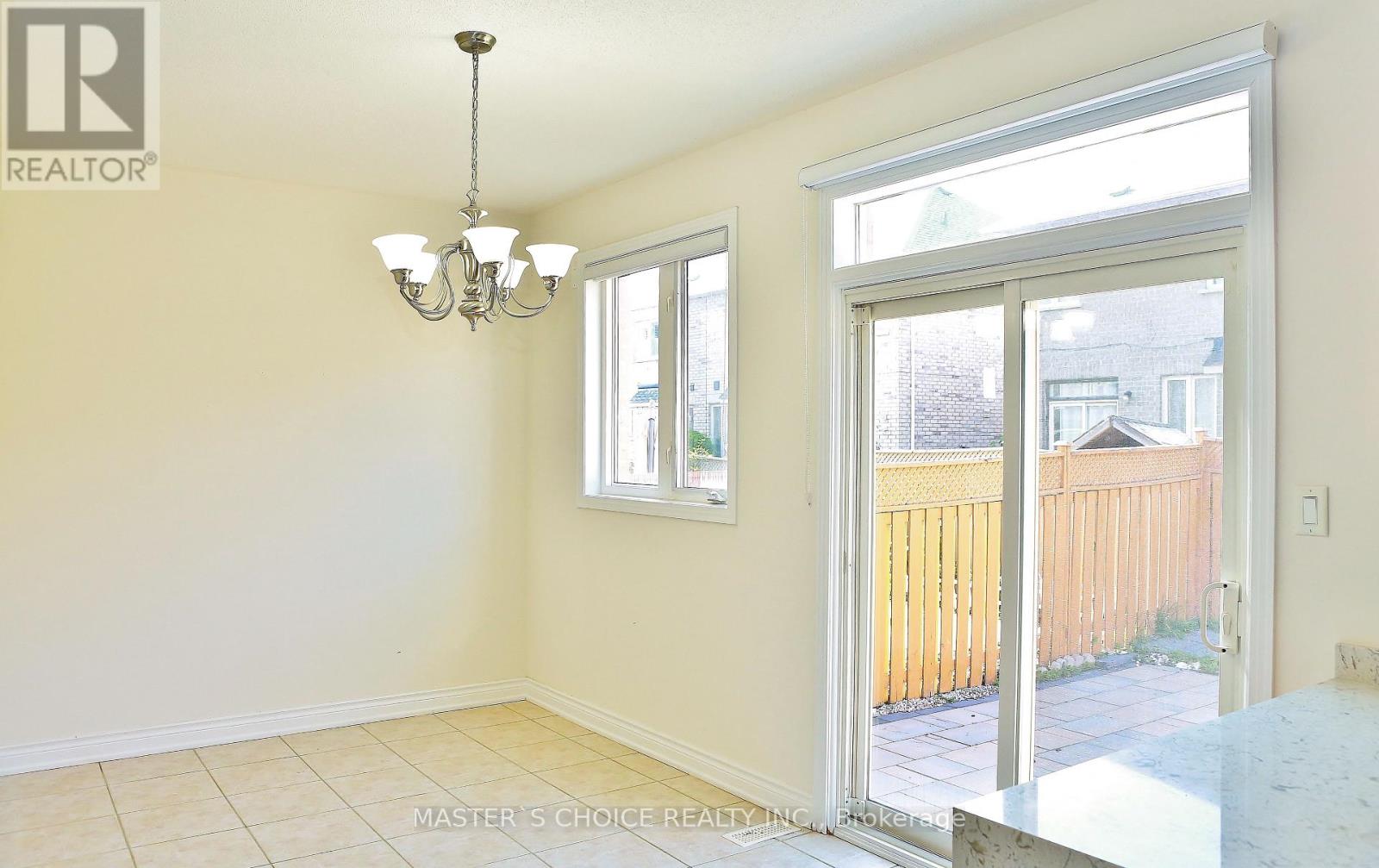 68 Oakford Drive, Markham, Ontario  L6C 2Y8 - Photo 12 - N13211902