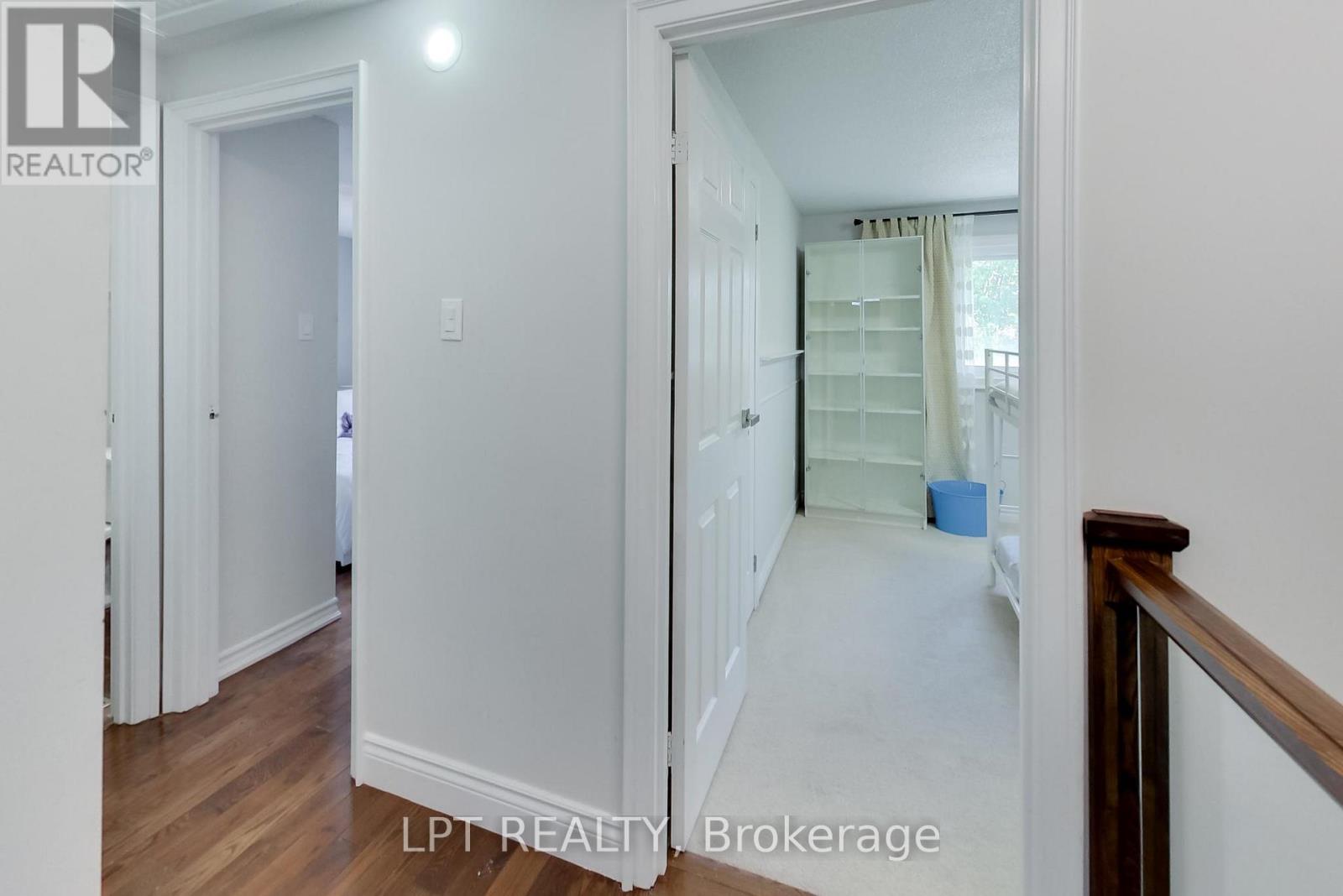 2482 Snowhill Court, Burlington, Ontario  L7M 1Y3 - Photo 21 - W13211914