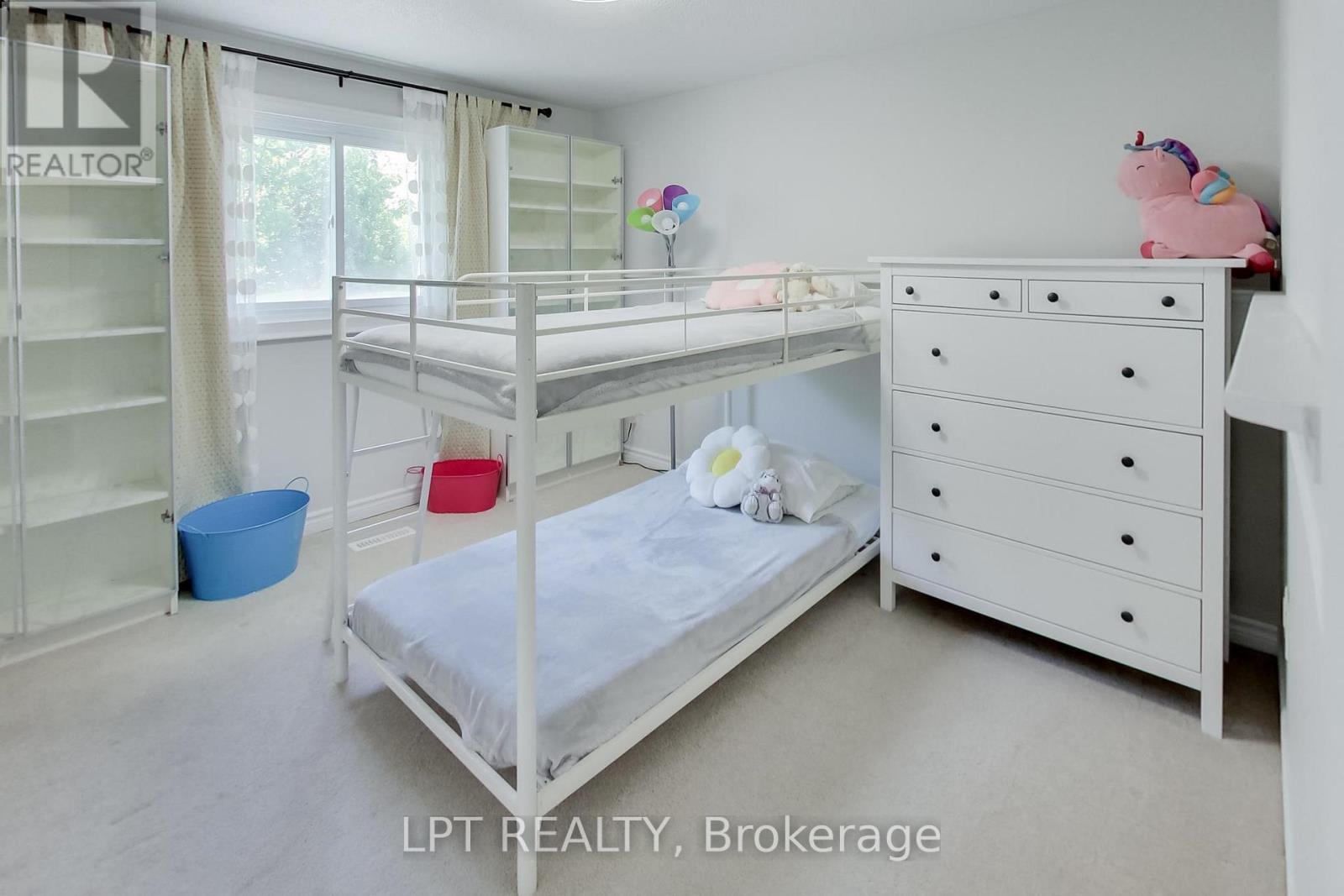 2482 Snowhill Court, Burlington, Ontario  L7M 1Y3 - Photo 22 - W13211914