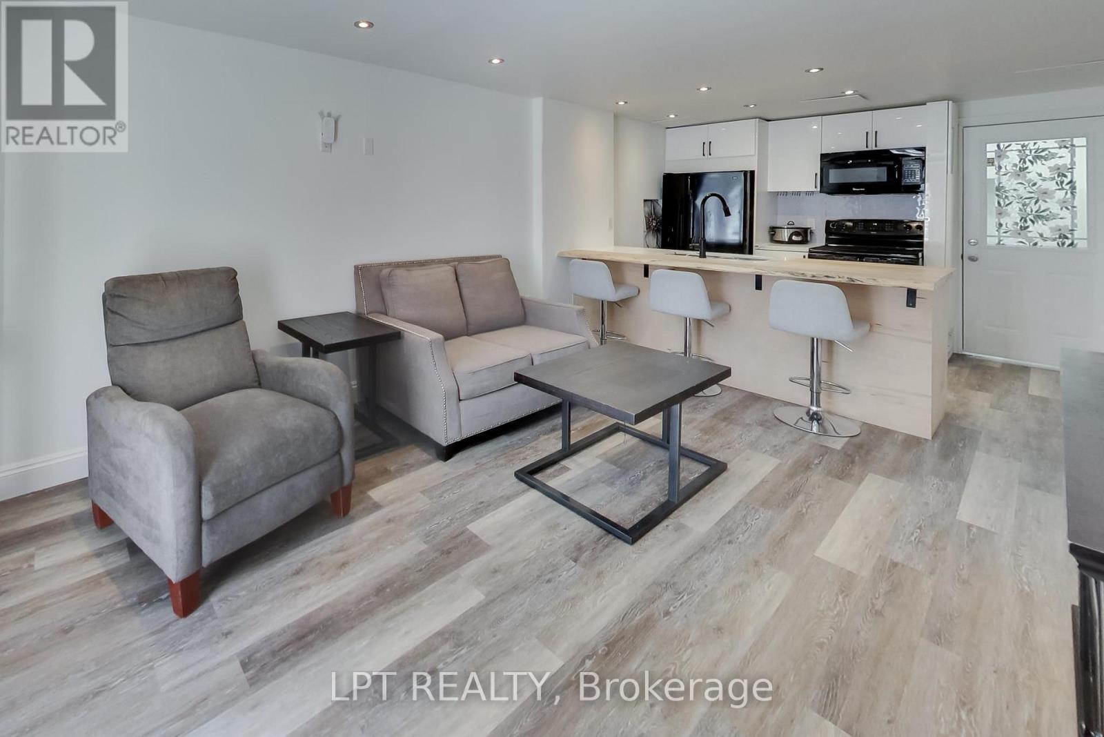 2482 Snowhill Court, Burlington, Ontario  L7M 1Y3 - Photo 32 - W13211914
