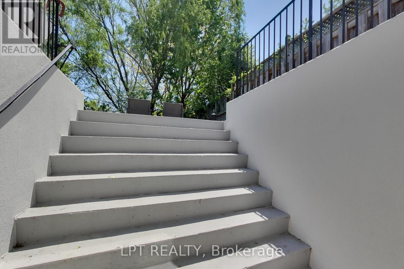2482 Snowhill Court, Burlington, Ontario  L7M 1Y3 - Photo 45 - W13211914