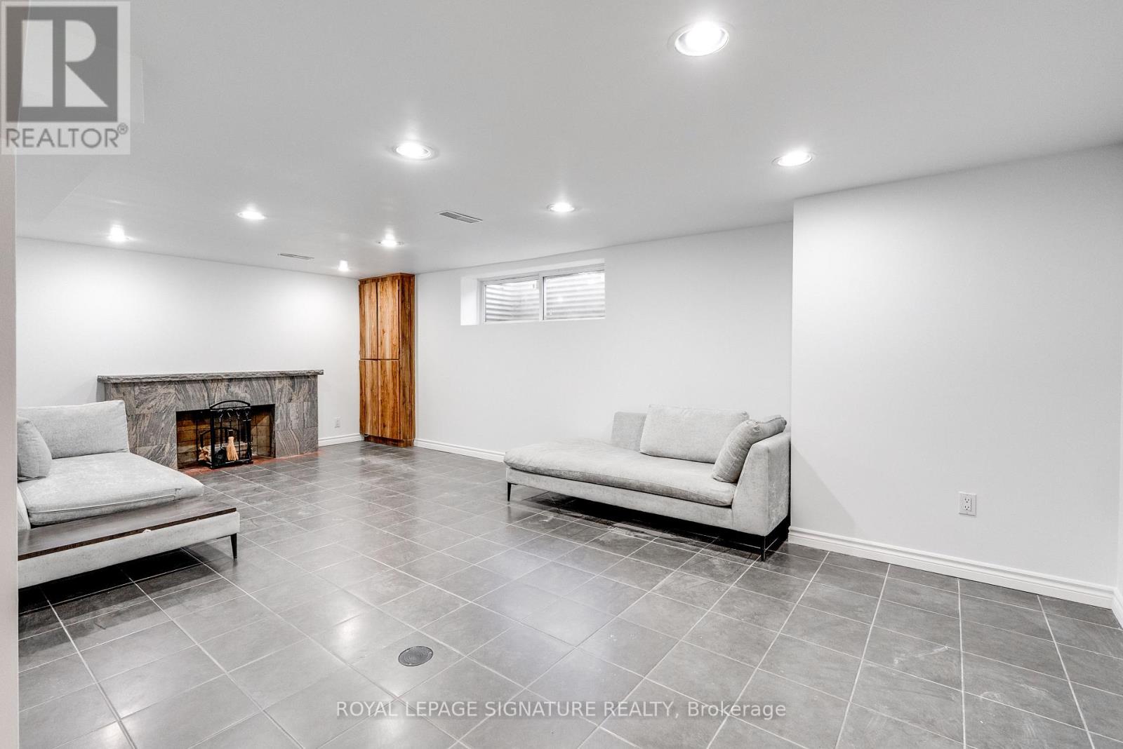 Lower - 173 Rathburn Road, Toronto, Ontario  M9B 2L2 - Photo 2 - W13211918
